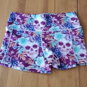Constantly Varied Tropiskulls shorts